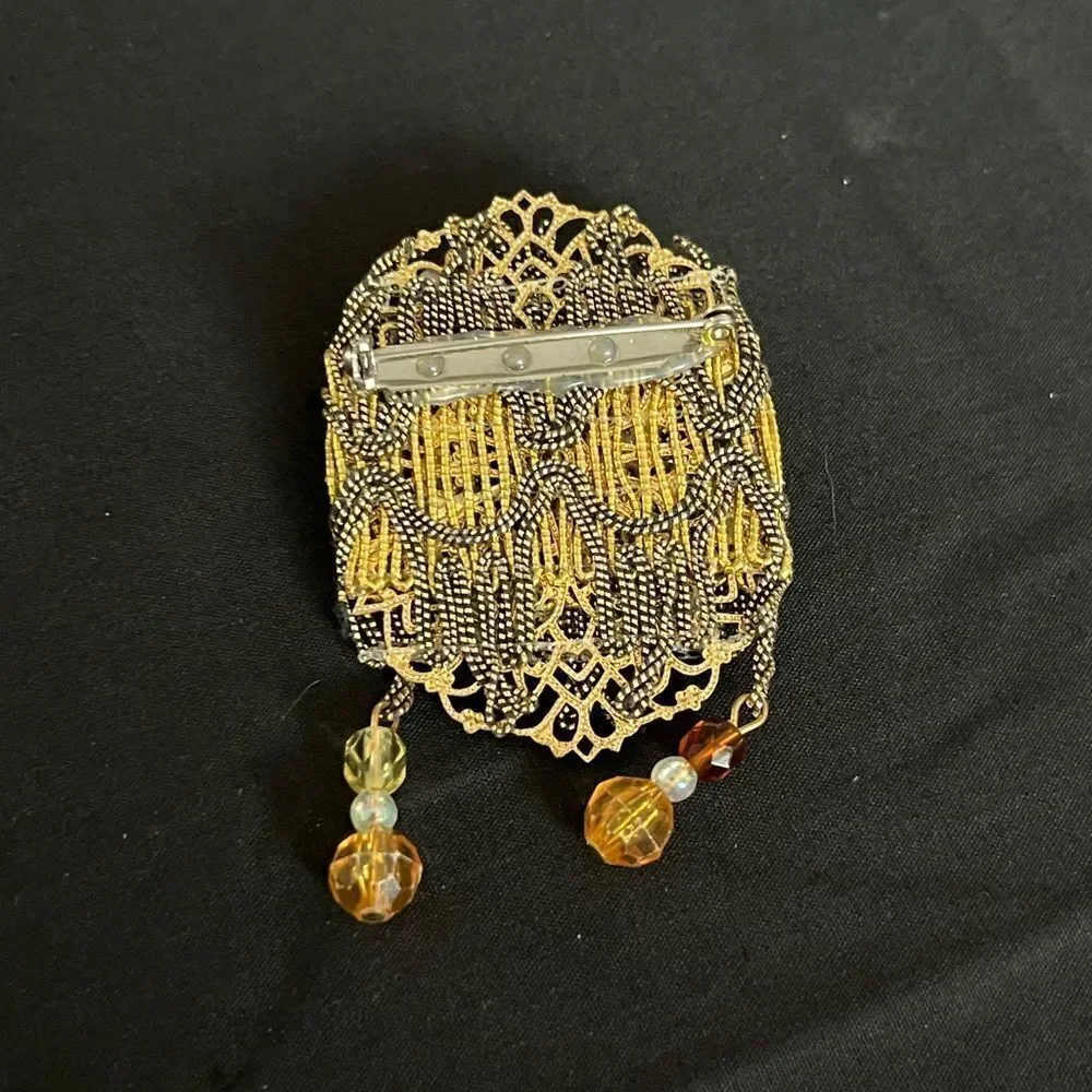 N/A unique beaded